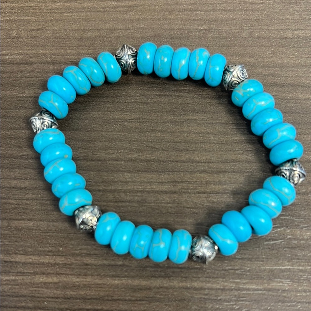 Turquoise and Silver Beaded Bracelet